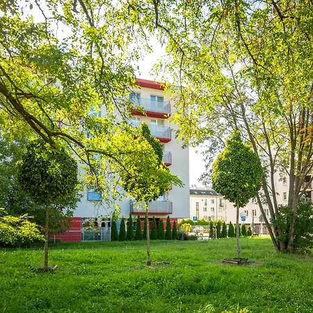 Apartment Cozy Red Rose Apartment, 2 Down Town Krakau